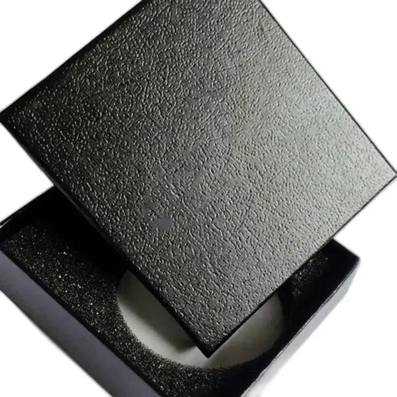 Caja negra texturizada abierta para reloj de bolsillo Vigoroso Demi Chasseur