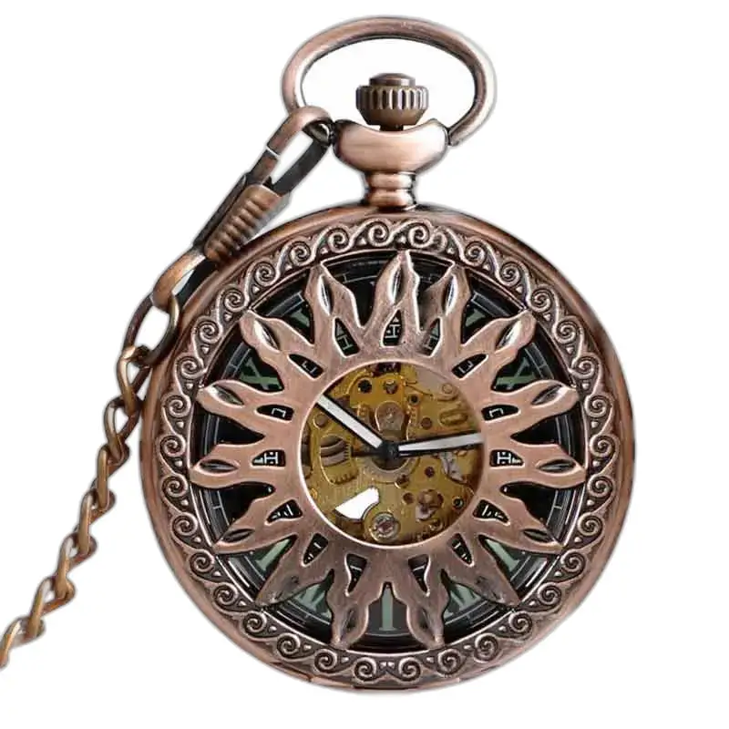 Reloj de bolsillo de lujo en cornalina con mecanismo de bronce ornamentado visible