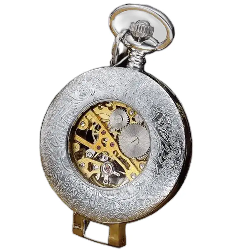 Reloj de bolsillo plateado con grabado floral y corazón esqueleto visible
